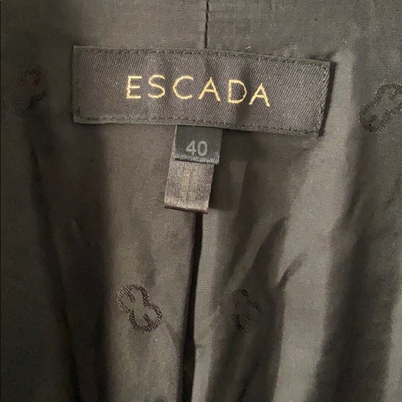 Escada jacket - Picture 4 of 5